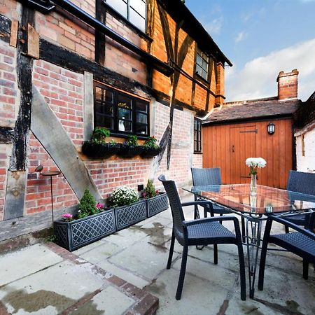 "Wesley House" Historic Home In Town Centre With Parking Shrewsbury Esterno foto